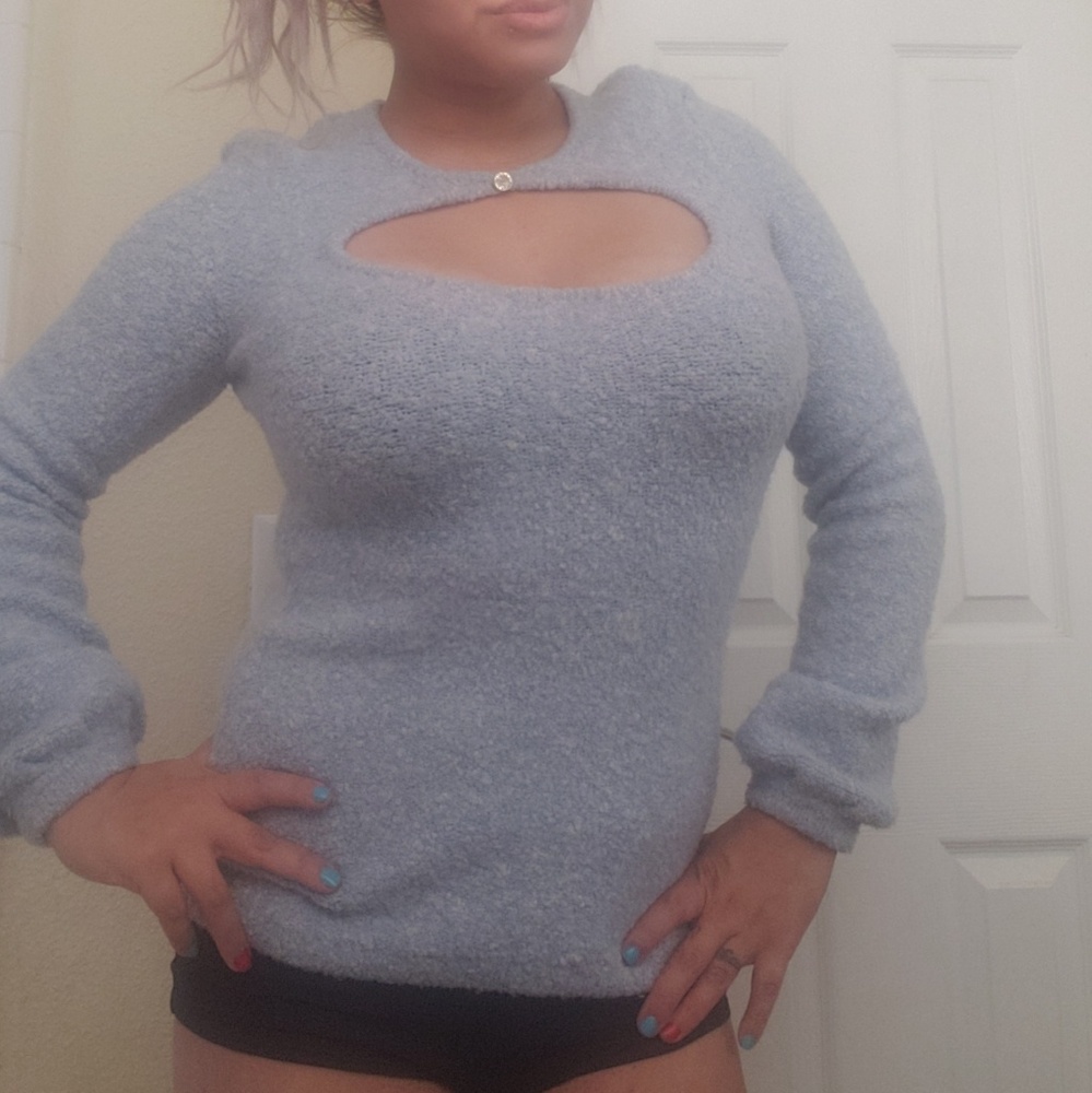 Flirty Pretty blue. Sweater.